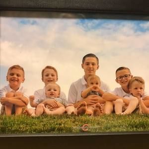 Meet your Posher, Sharon